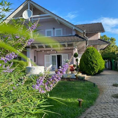 Villa Scamard ซามาร์ดี ภายนอก รูปภาพ