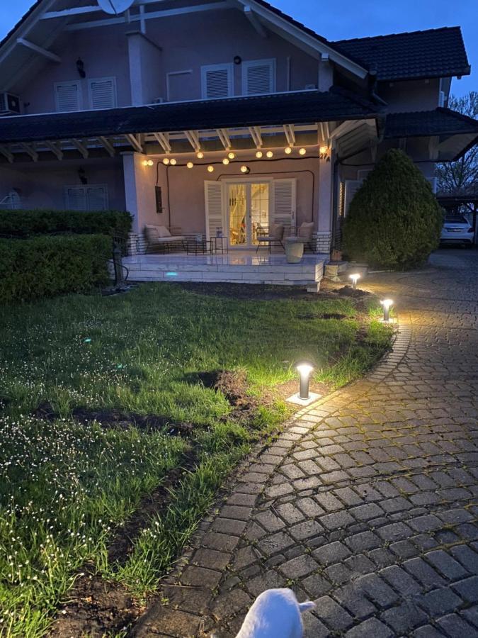 Villa Scamard ซามาร์ดี ภายนอก รูปภาพ