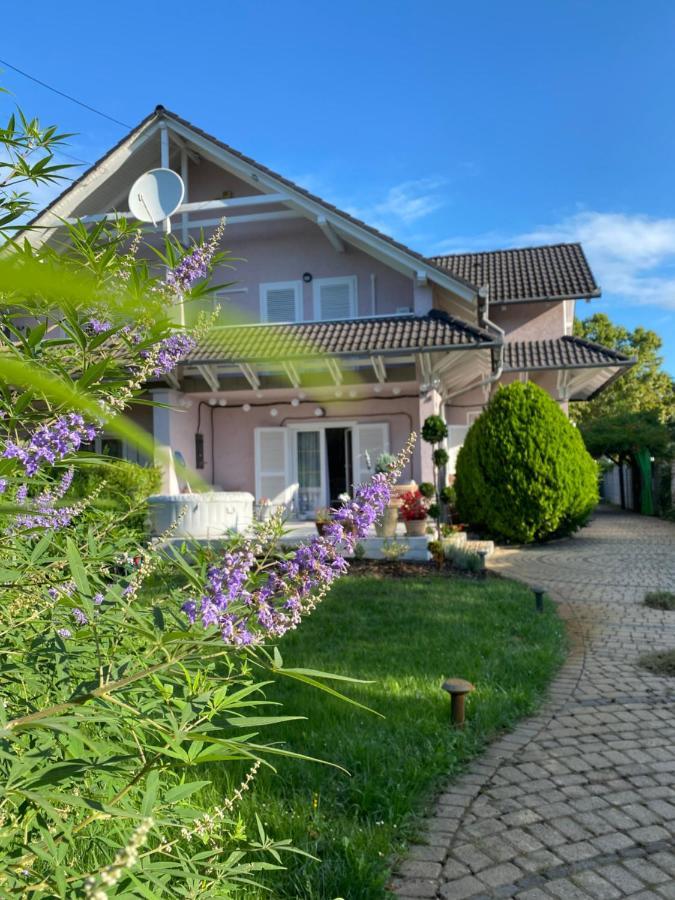 Villa Scamard ซามาร์ดี ภายนอก รูปภาพ